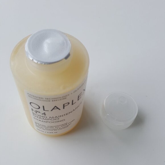 Olaplex  ! Nº.4 BOND MAINTENANCE SHAMPOO - Picture 2 of 4